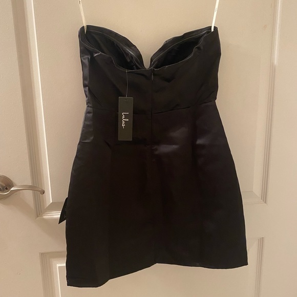 Black detailed homecoming/formal size small Lulu’s dress - Picture 3 of 4